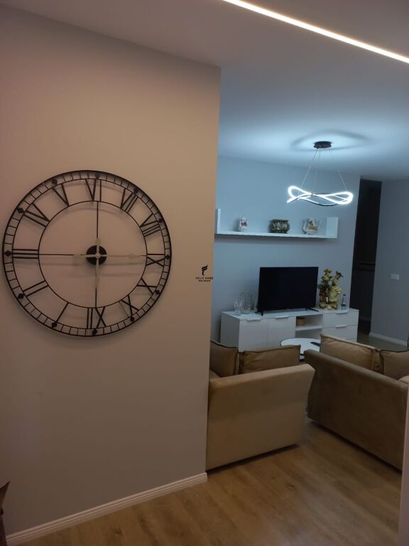 APPARTAMENTO IN AFFITTO 1+1 COMUNE DI PARIGI 65.000 LEKE FH-88850