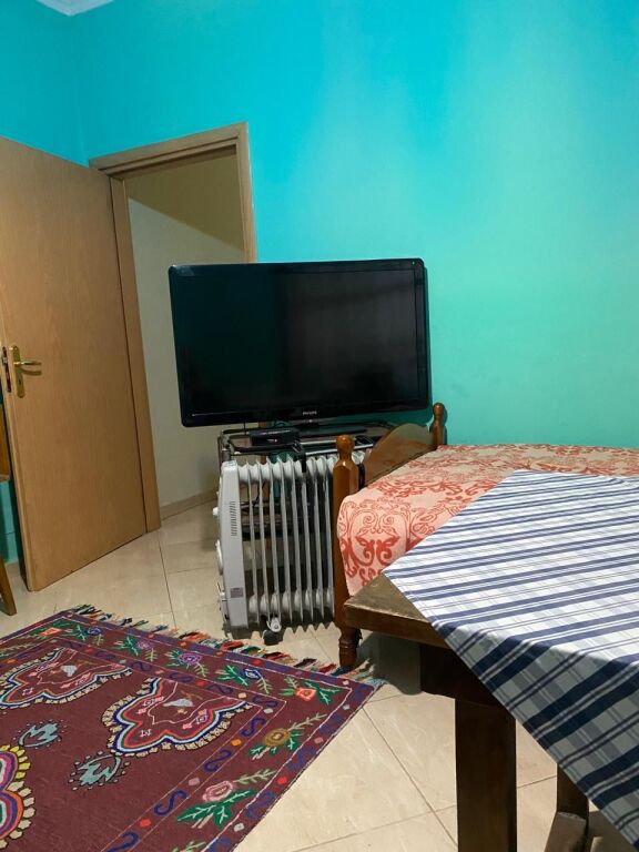 Jepet me qira 3+1+1 Yzberisht 450 mije leke