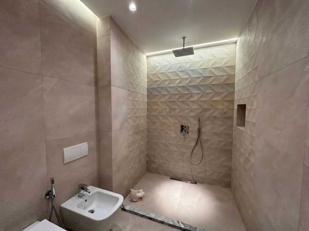 Qera, Apartament 2+1+2, Ish Ekspozita, Tiranë.