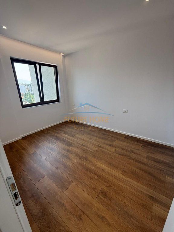In vendita, Appartamento 1+1, Via Fadil Bodinaku, Tirana