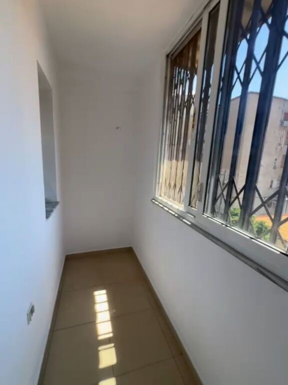 Shitje, Apartament 2+1, Siri Kodra