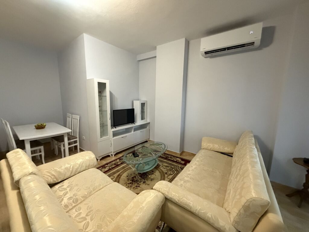 For rent 2+1 at Vila e Zogut !