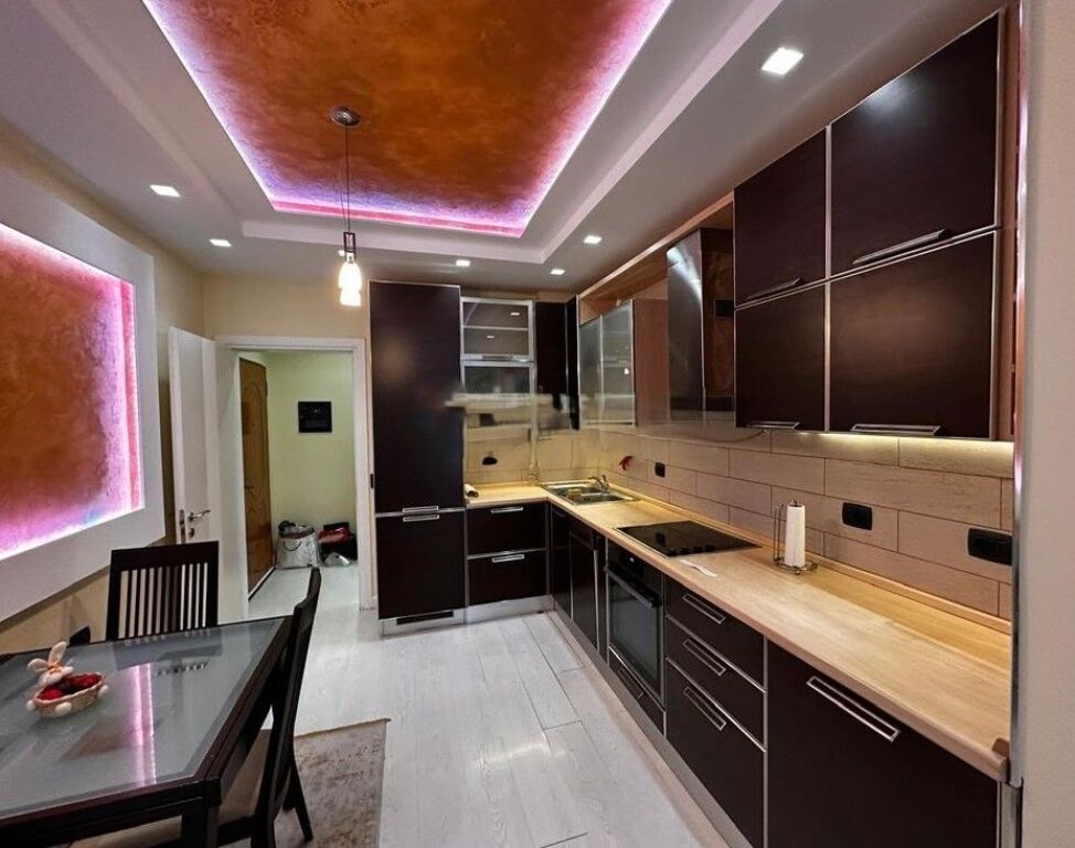 VASIL SHANTO - APARTAMENT 2+1 PER QIRA! 920 € /Muaj