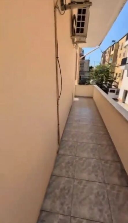 SHTEPI PRIVATE 2+1 + PARKING ME QERA - ALI DEMI, TIRANE