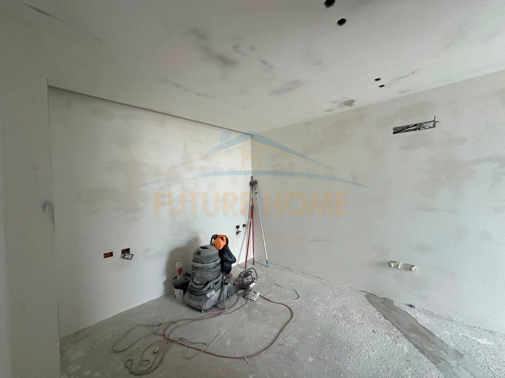 Shitet , Apartament 2+1, "Mirabella Residence", Oxhaku , Tiranë