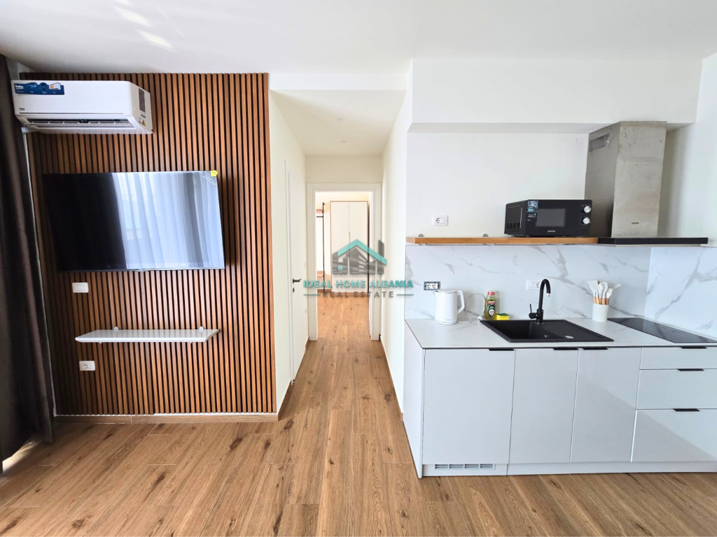 Appartamento 1+1 in affitto | Lungomare, Vlorë
