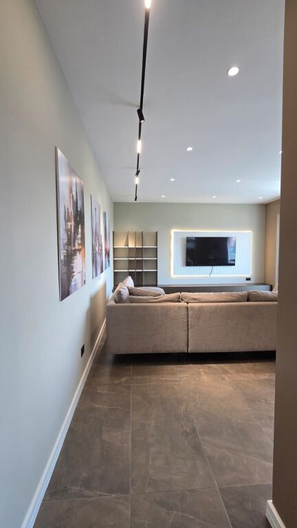 SUPER APARTMENT FOR RENT AT AMBASADOR 3