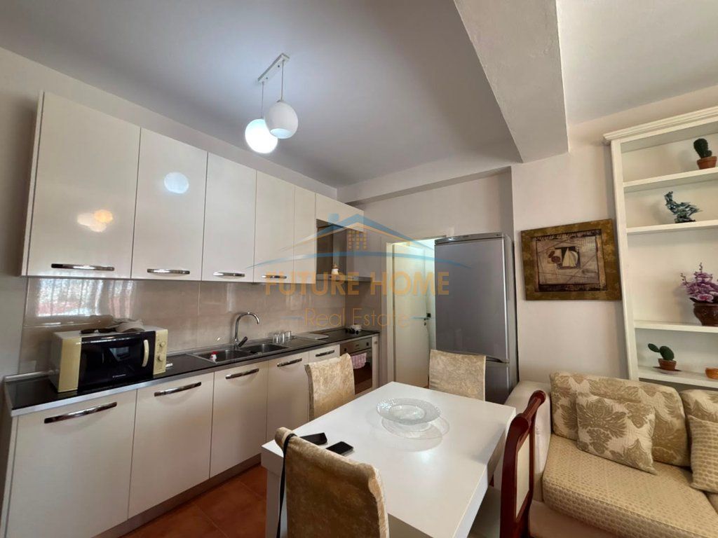 For sale, Apartment 2+1, Mine Peza Street, Tirana