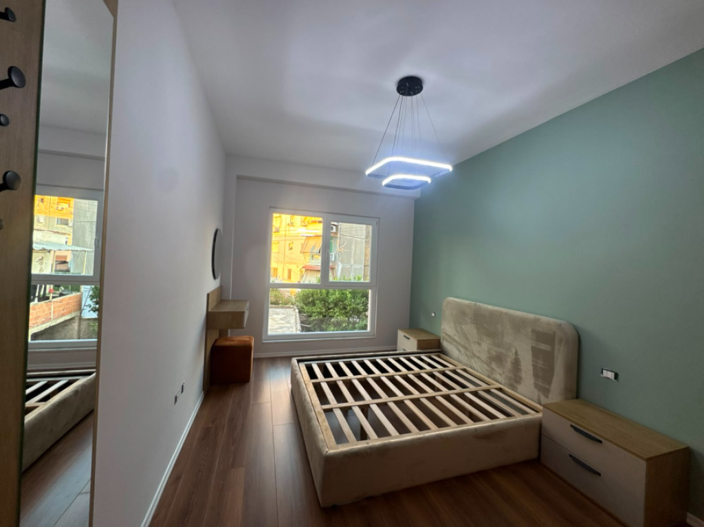 Qera Apartament 2+1+2, Rruga Dritan Hoxha, Tiranë