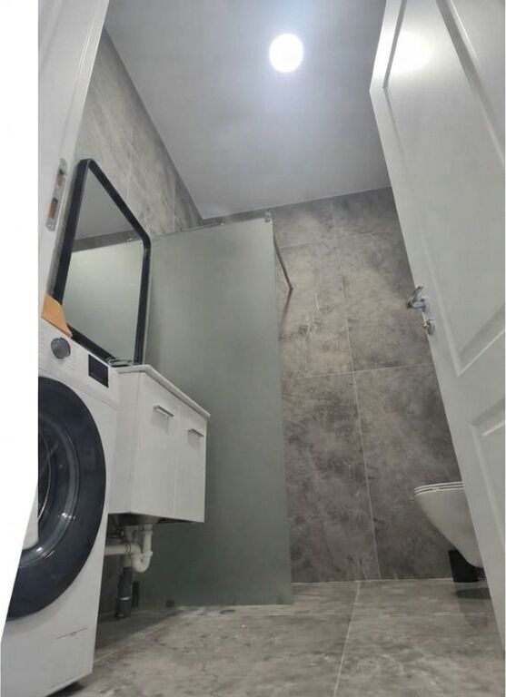 Qera, Apartament 1+1+ Post Parkimi, Rruga Siri Kodra, Tirane.