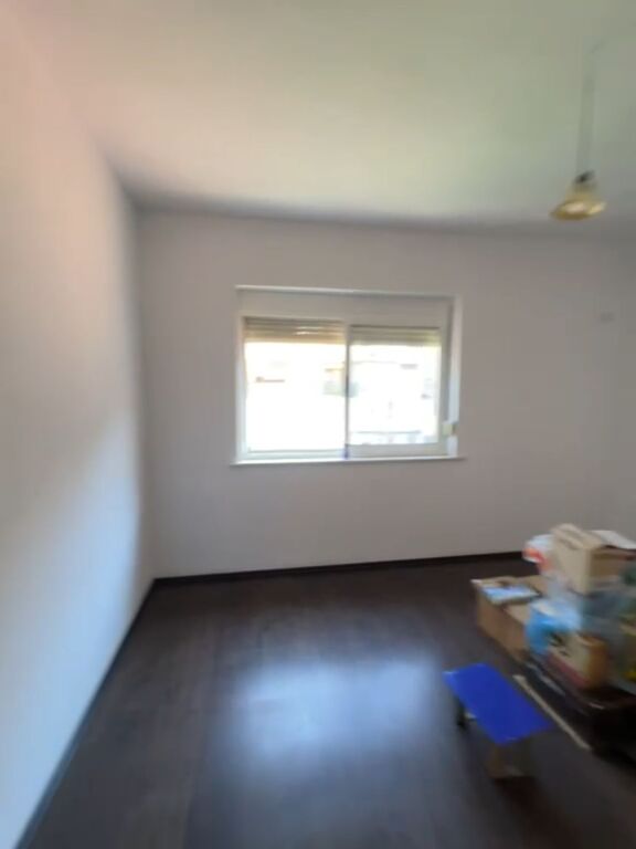 Shitje, Apartament 2+1, Siri Kodra