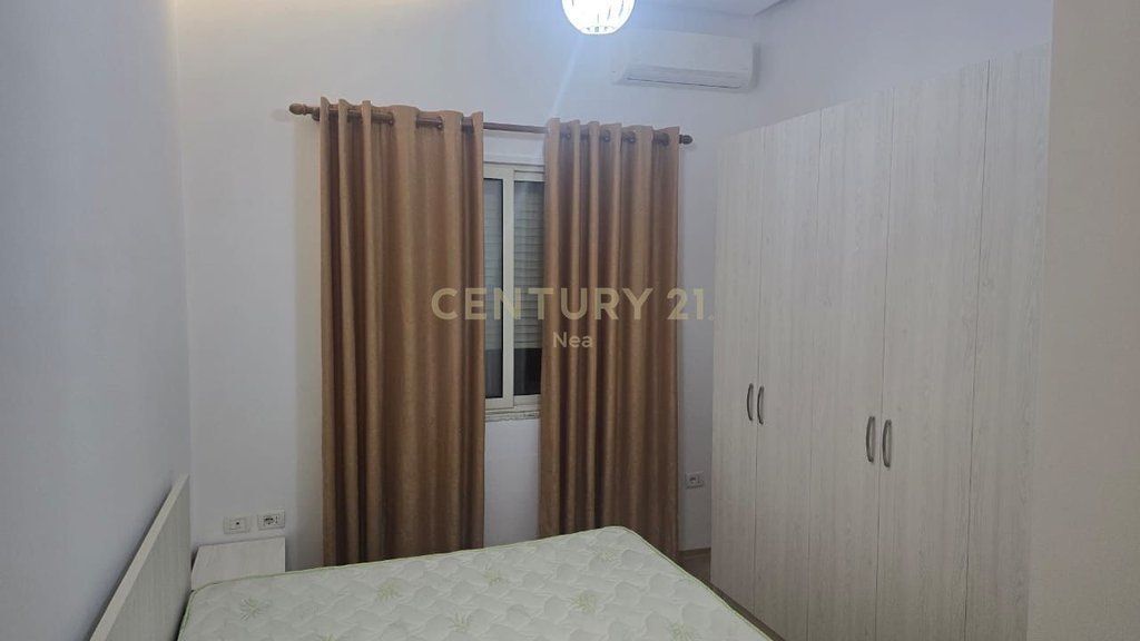 Dupleks me qira te Golden Park 500 € /Muaj 50,000 Lekë /Muaj