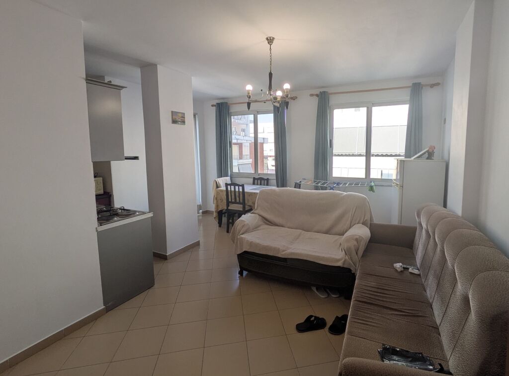 📌 APARTAMENT 1+1 ME QIRA - PALLATET ÇABEJ