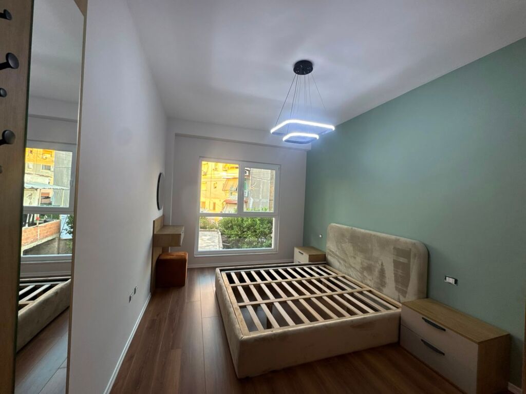 Qera Apartament 2+1+2, Rruga Dritan Hoxha, Tiranë