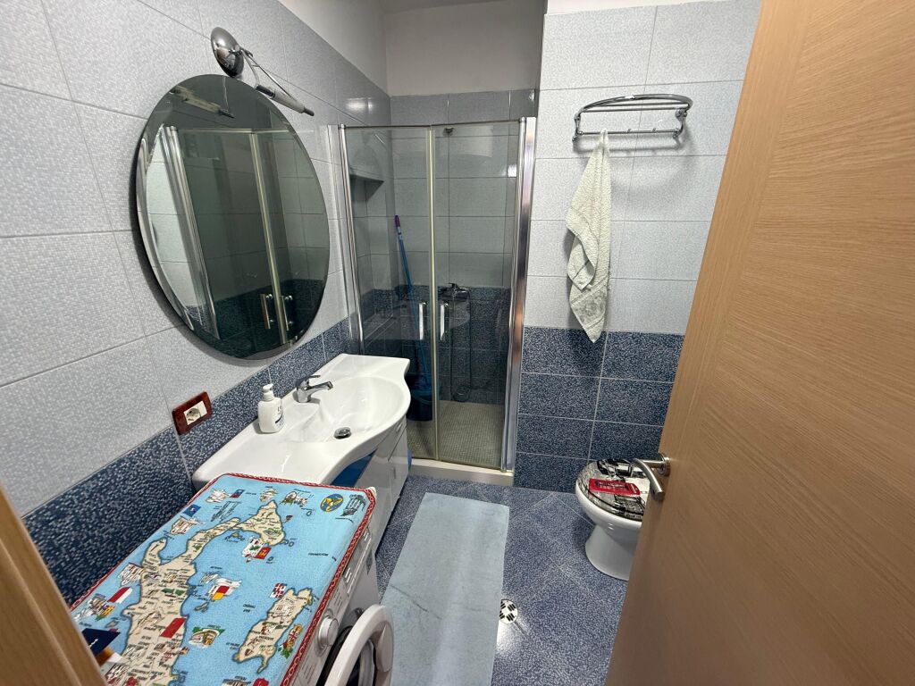 📣 AFFITTO Appartamento 2+1 Con 2 Bagni 📍 Astir 🛣️ Via "Mikel Maruli" ✨  💶 Prezzo 65.000 Leke Trattabile