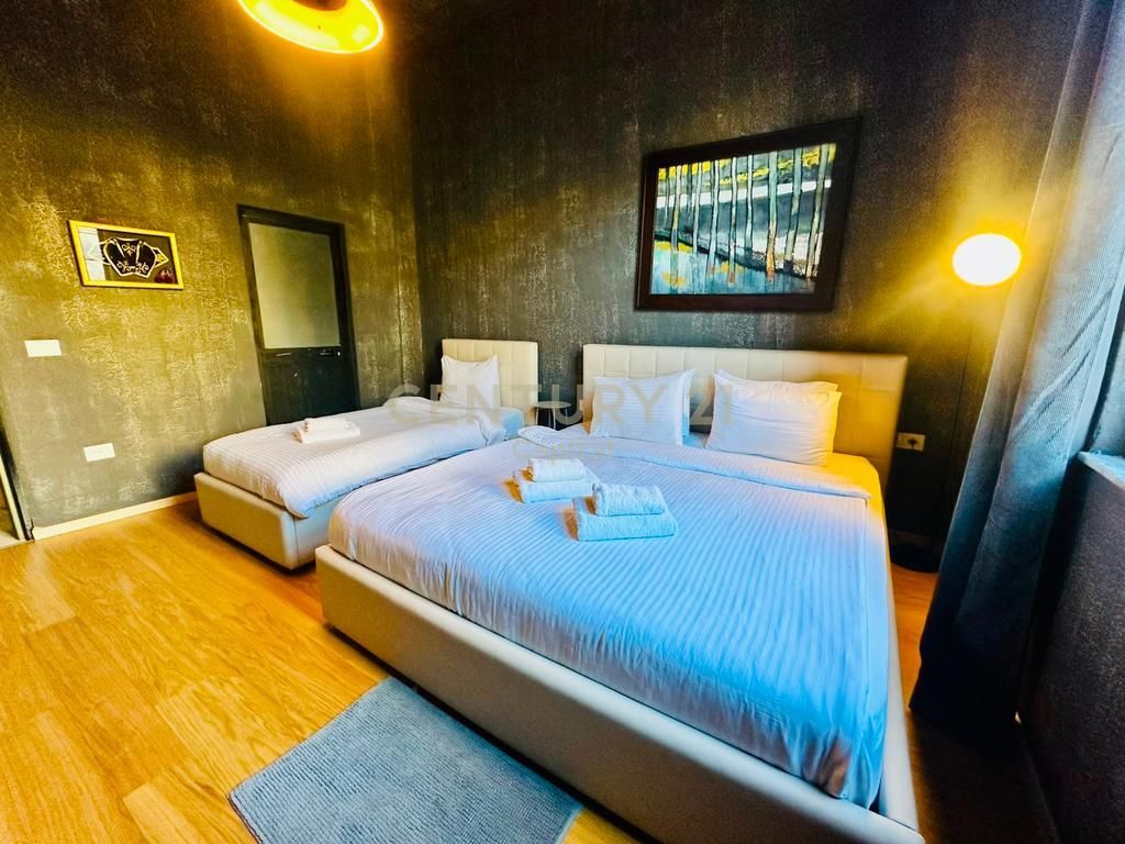 Biznes Airbnb në shitje te Rruga e Durrësit!