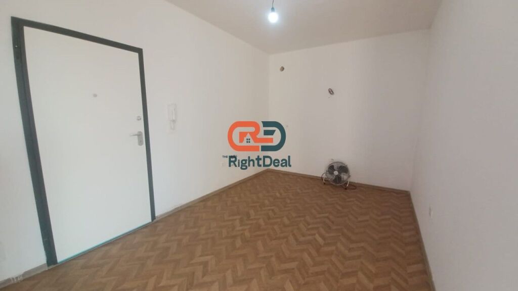 Near Pharmacy 10, Premises for Rent, Ideal for Offices or Clinics!!!
