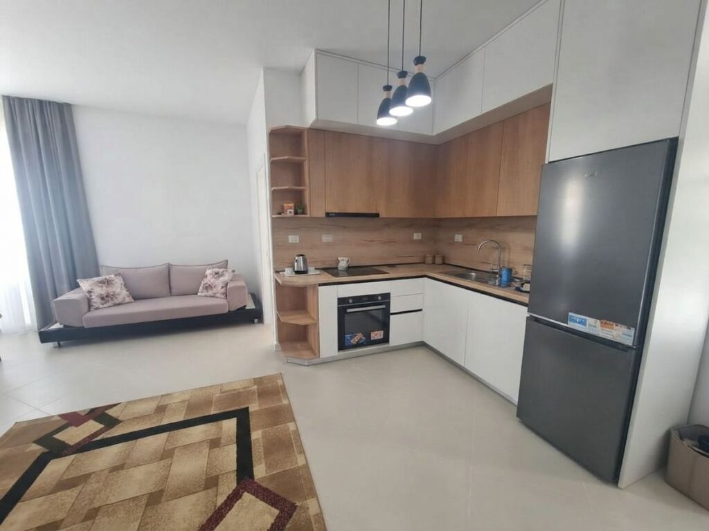 Qera, Apartament 1+1+ Post Parkimi, Rruga Siri Kodra, Tirane.