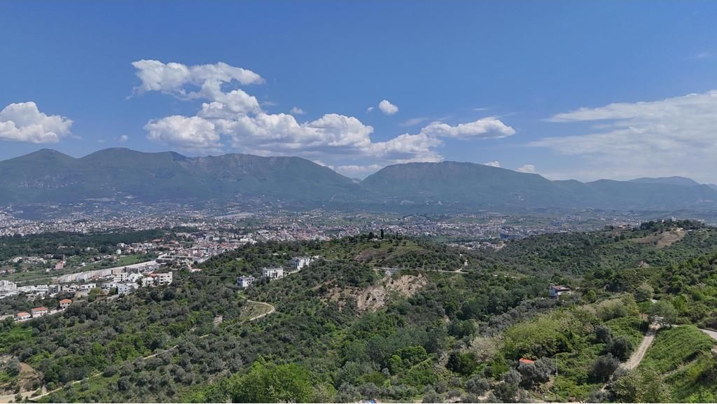 SHESIM, 1500 m² TOKE ME LEJE ZHVILLIMI!