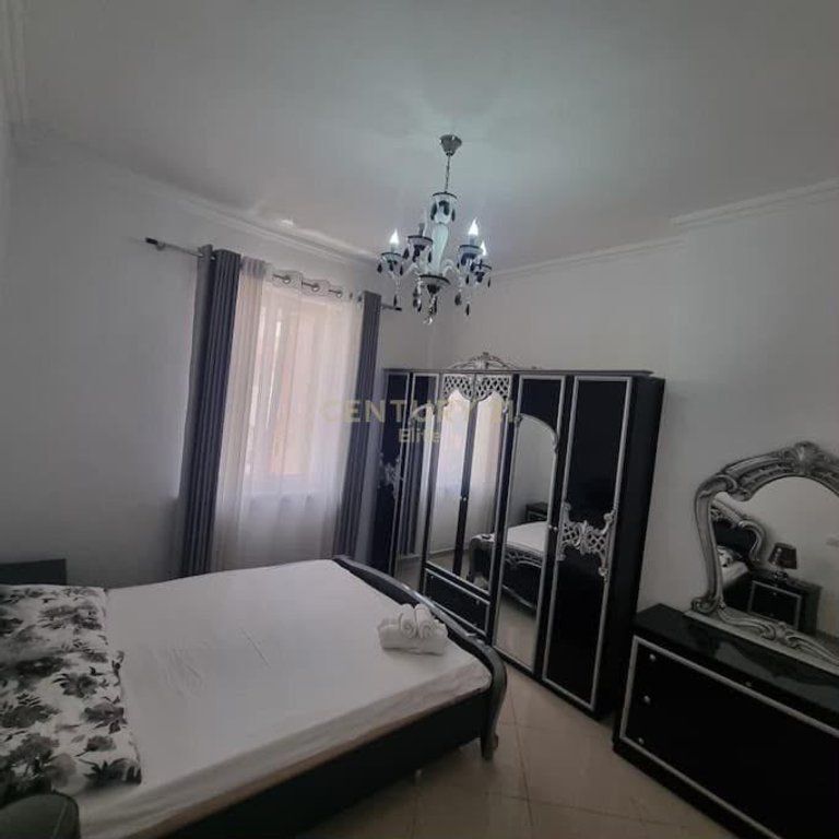 APARTAMENT ME QIRA 2+1 TE PALLATET AGIMI!