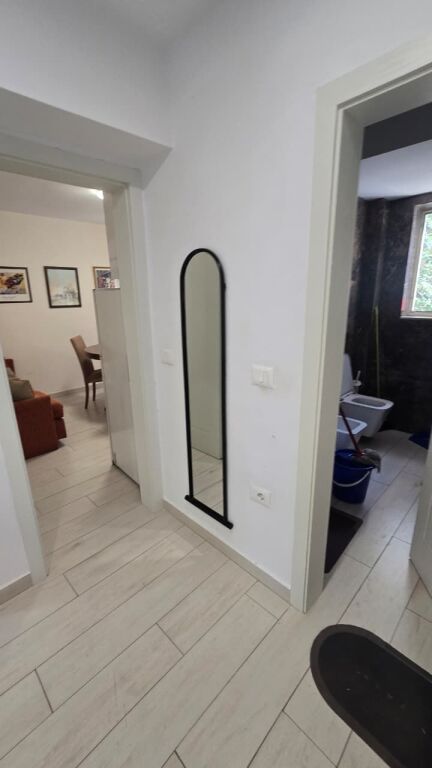 🏡 Jepet me Qira 2+1 📍Rruga e Durrësit💰 80,000 lekë/muaj bruto
