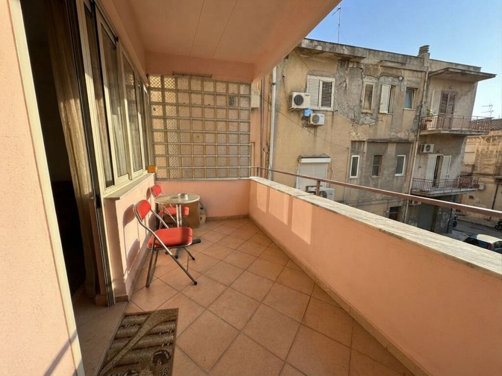 Qira, Apartament 1+1, Sheshi Wilson