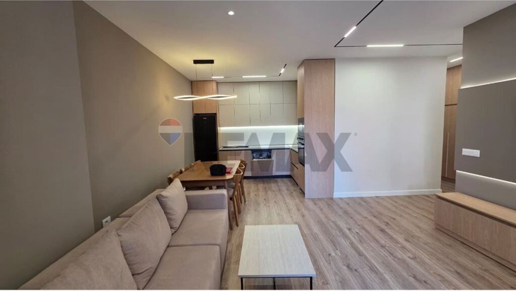Apartament 2+1 me Qira, Tirana Golden Park