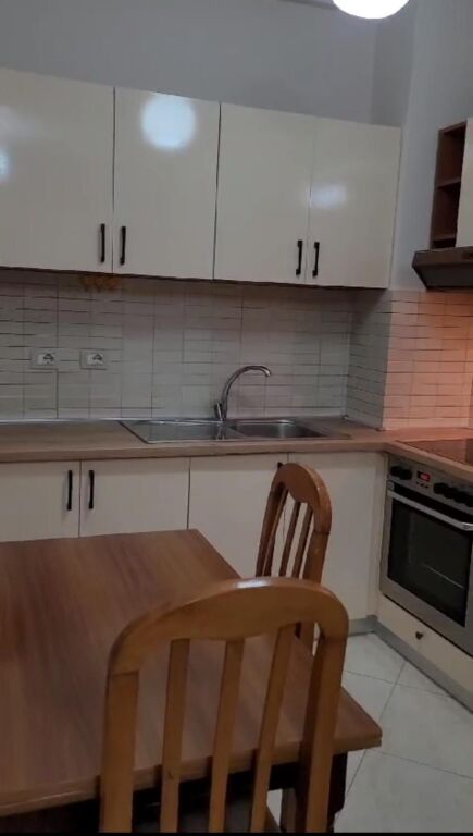 Qera | Apartament 1 + 1 | Siri Kodra | 500 €/muaj
