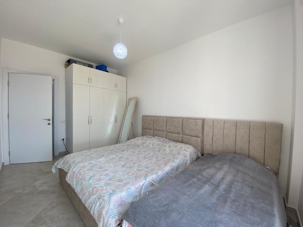 Jepet Apartament 1+1 me qera Tek Farmacia 10  Id 5372