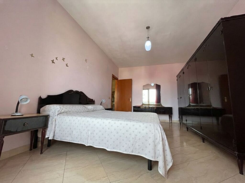 Qera, Apartament 1+1, Rruga Siri Kodra, Tiranë.