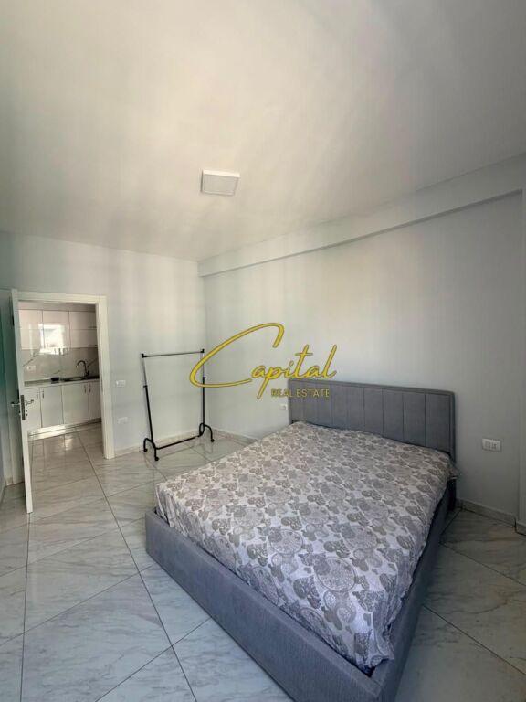 APARTAMENT ME QIRA 1+1 KOMPLEKSI KIKA 3 60.000 LEKE
