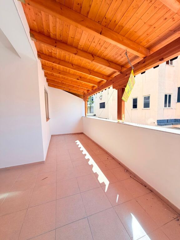 SHITET APARTAMENT 2+1+2 NE ZONEN E ISH URT, DURRES
