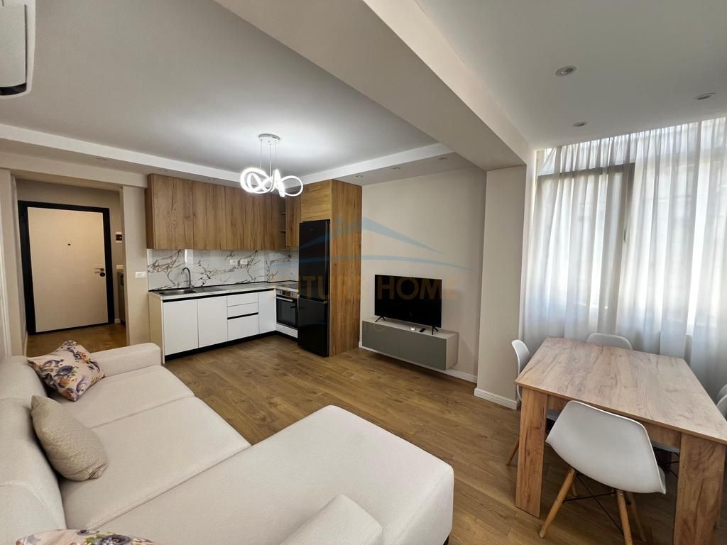 RENT APARTMENT 1+1 BLLOKU, TIRANE