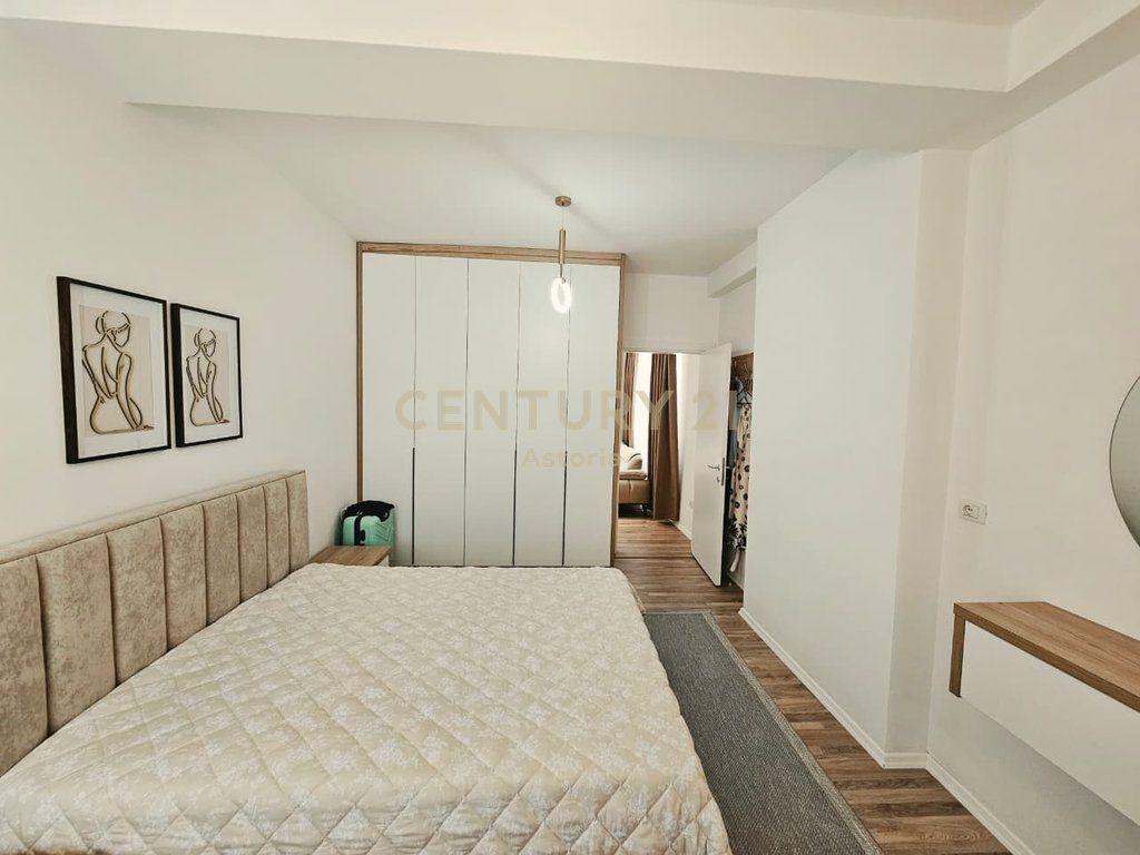 Modern 2+1 Apartment for Rent at “Rezidenca Xheluks”