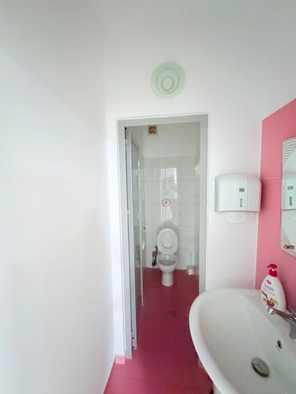 JEPET ME QERA AMBIENT BIZNESI NE ZONEN E VOLLGES, DURRES