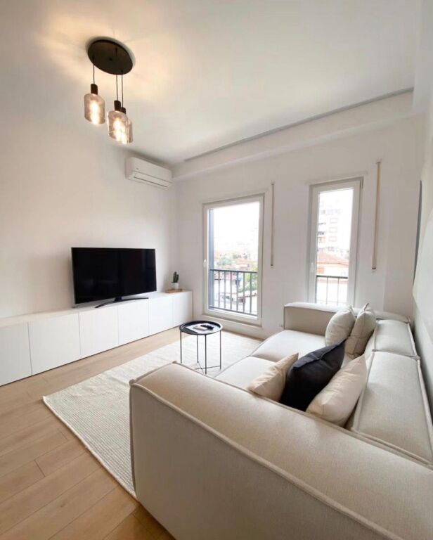 Rr.Jordan Misja, jepet me qira super apartament 1+1!