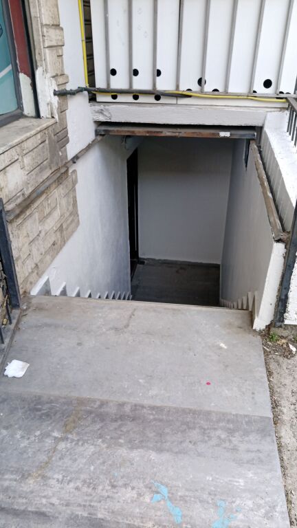 OCCASION Business premises for sale opposite Delijorgji