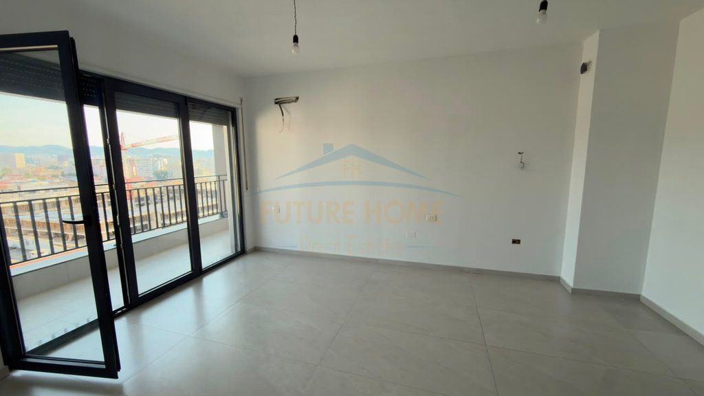Qera, Apartament 3+1+2, Kompleksi Ndregjoni, Tirane