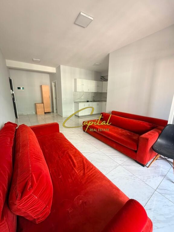 APARTAMENT ME QIRA 1+1 KOMPLEKSI KIKA 3 60.000 LEKE