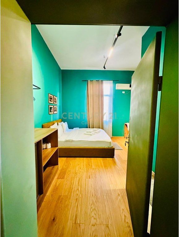 Attività Airbnb in vendita in Via Durazzo!