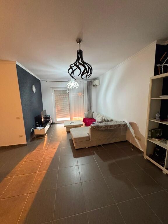 Appartamento 2+1 in affitto – vicino alla Strada di Elbasan