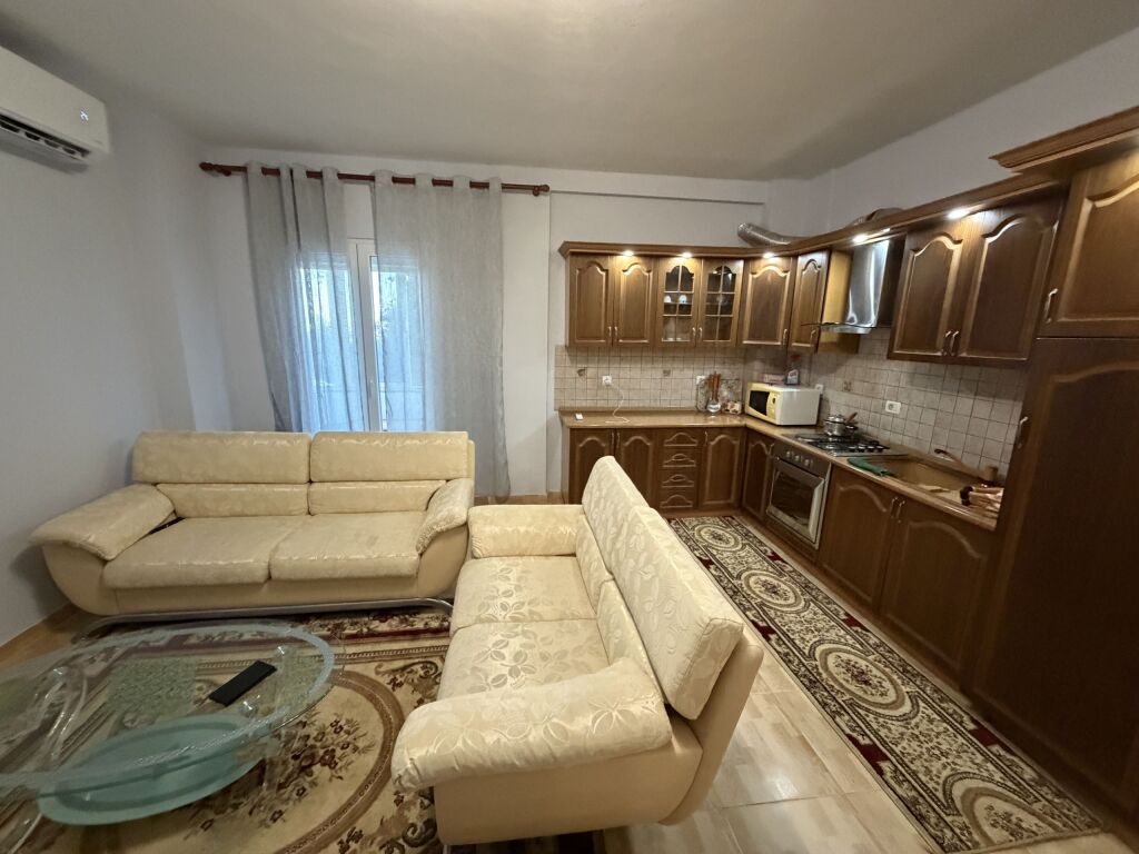 For rent 2+1 at Vila e Zogut !