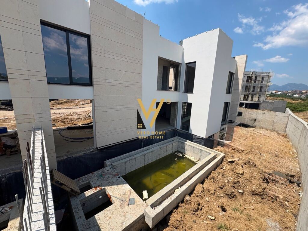 VILLA RESIDENZIALE BIFAMILIARE IN VENDITA A MJULL BATHORE