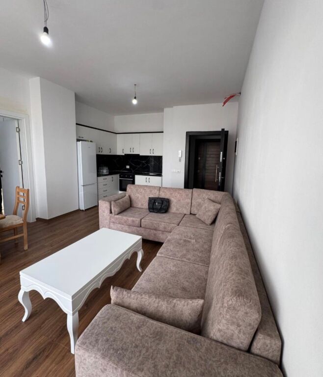 2+1 apartment for rent in Paskuqan!