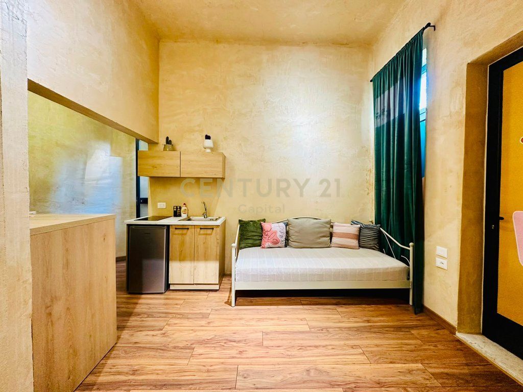 Biznes Airbnb në shitje te Rruga e Durrësit!