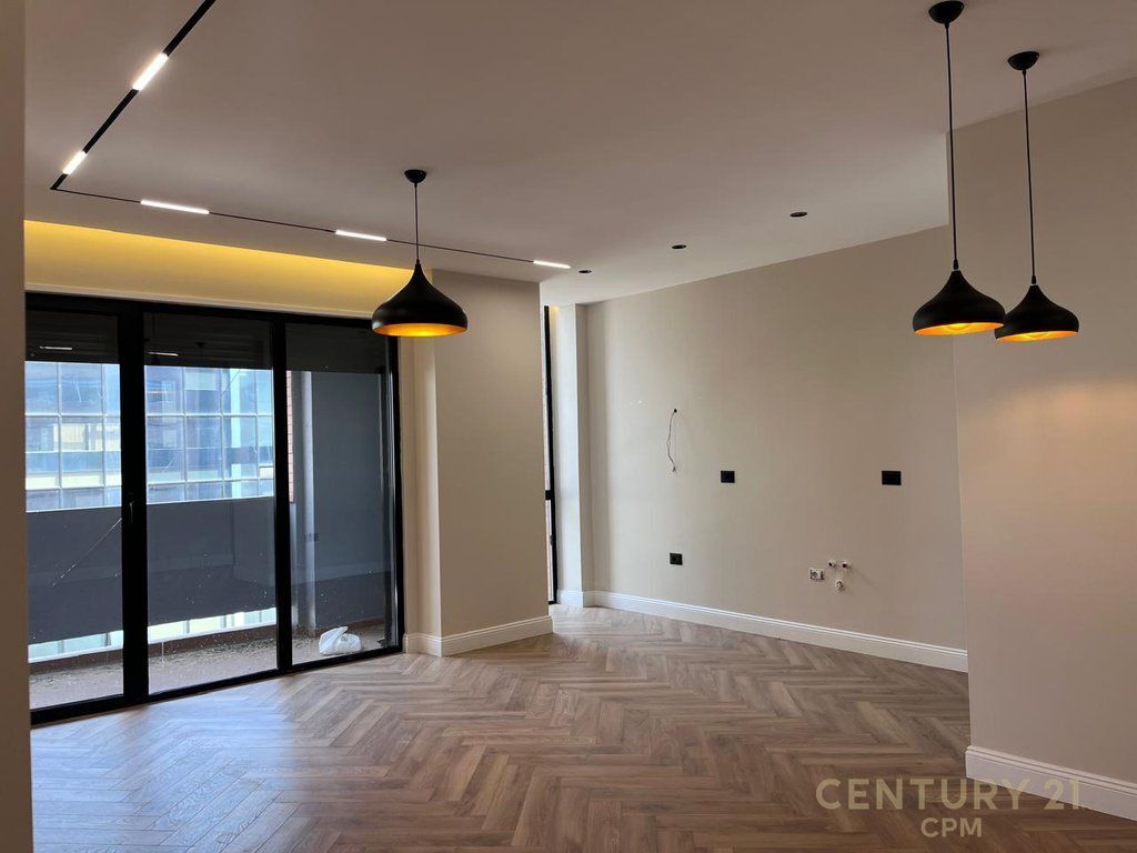 Jepet me qira apartament 2+1+2 te zona e Hipotekës