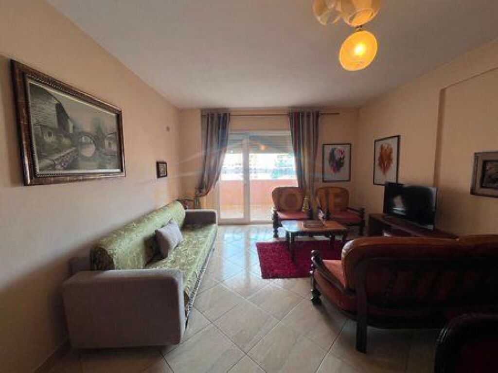 Rent, Apartment 1+1, Siri Kodra Street, Tirana.