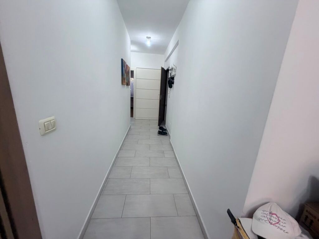 Apartment 2+1 for rent Rr. Naim Frasheri !