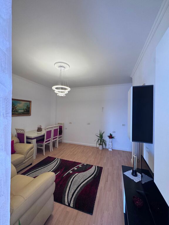Apartament 2+1 per shitje Fresk !