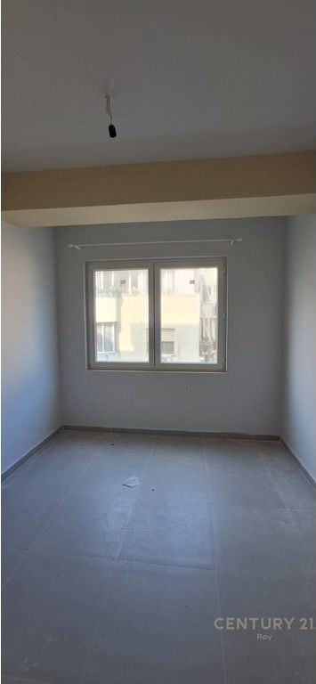 Appartamento 2+1 in vendita a Golem, Durrës